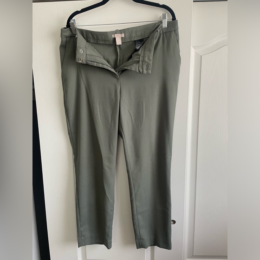 Beautiful olive green slacks perfect for spring